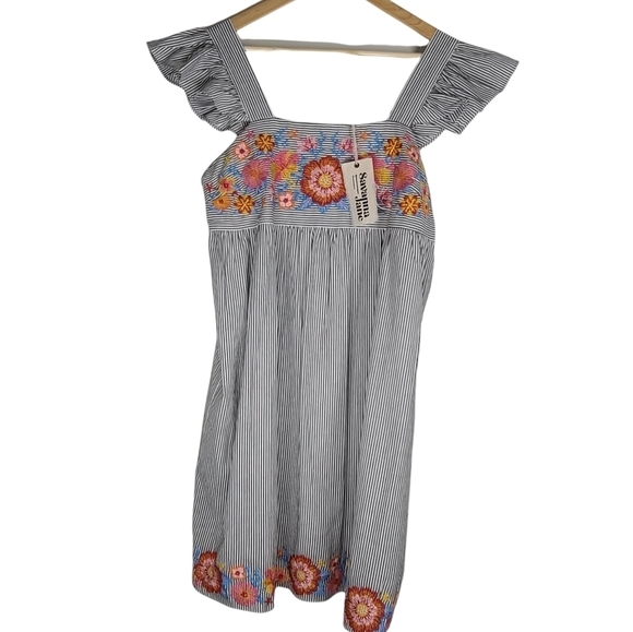 NWT Savanna‎ Jane Ruffle Sleeves Embroidered Dress Small - Picture 2 of 6
